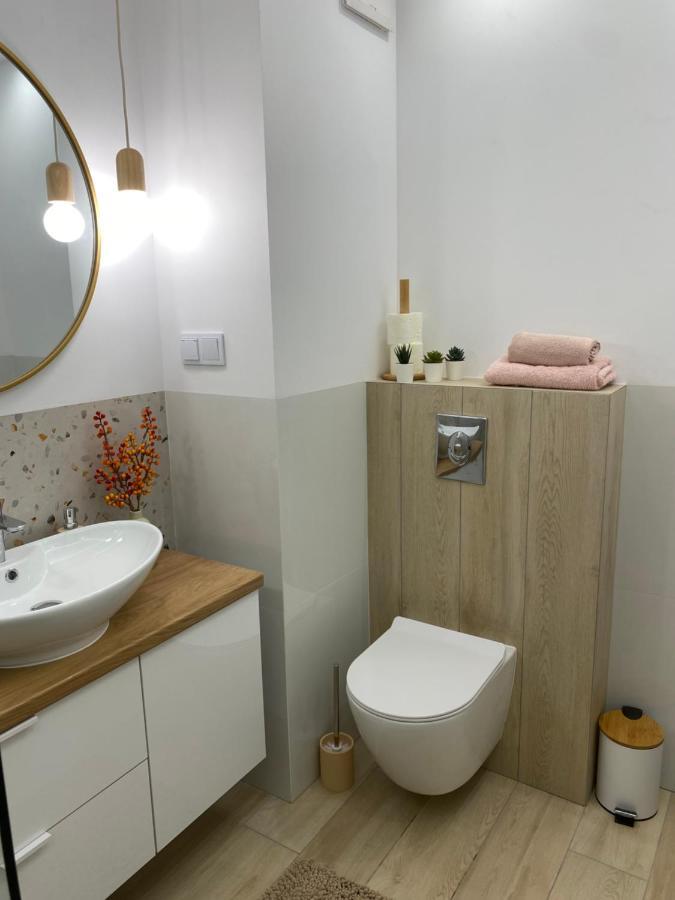 Metro Szwedzka Orange Apartment Warsaw