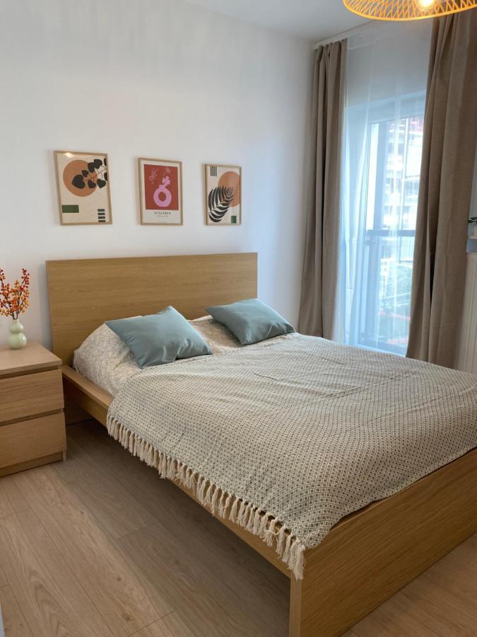 Metro Szwedzka Orange Apartment *